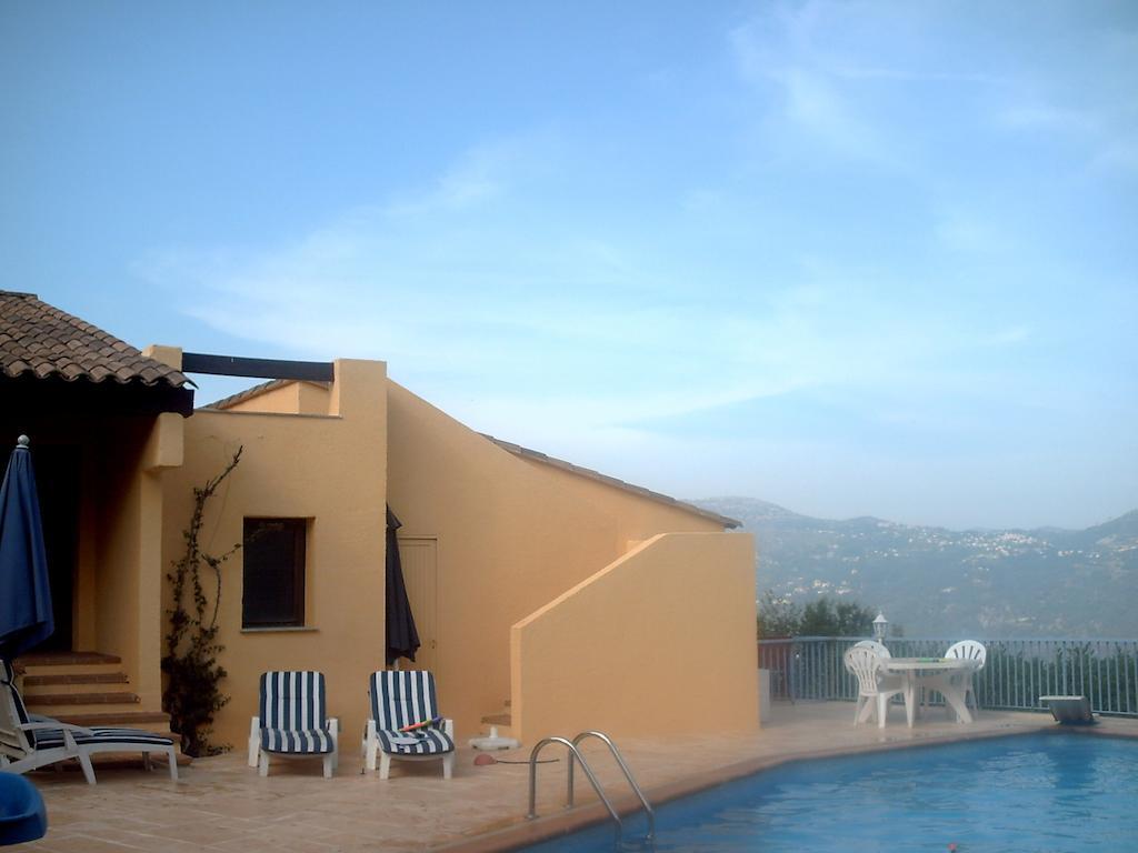 Maison D'Hotes Escale D'Azur Gattieres Exterior photo